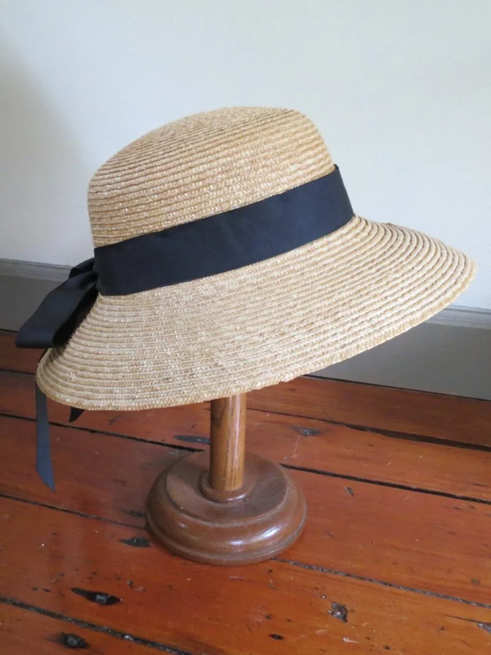 Scala Straw Raffia Hat size Medium w Bow